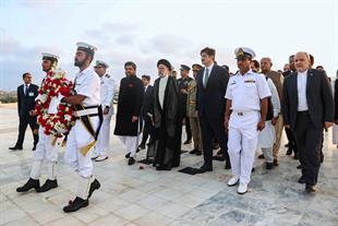 Dr Raisi visited the tomb of Muhammad Ali Jinnah the Father of independence Pakistans