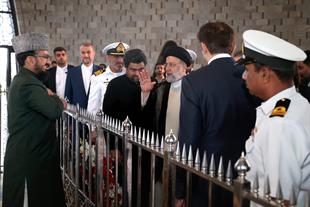 Dr Raisi visited the tomb of Muhammad Ali Jinnah the Father of independence Pakistans